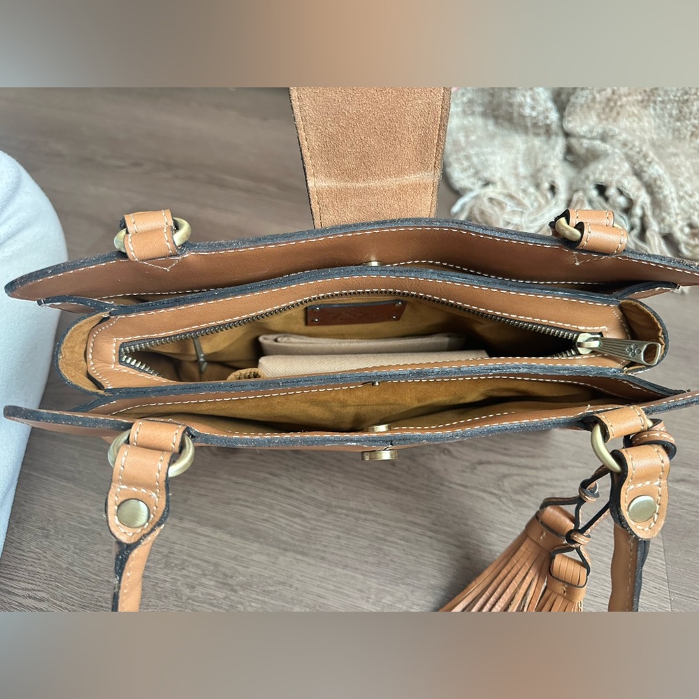 Patricia Nash Classic Tan Leather Tote Bag with Tassel Accent - Picture 4 of 10